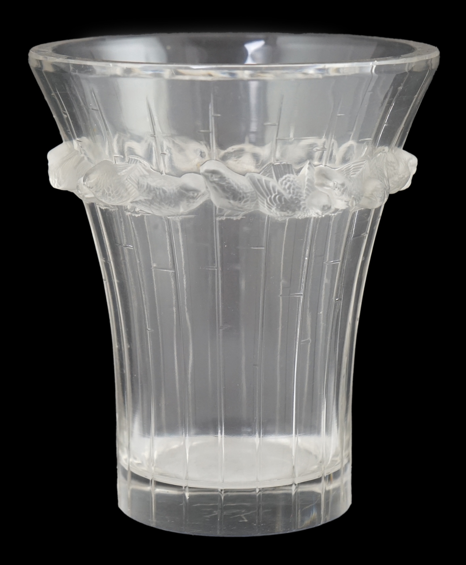 A Lalique Boulouris pattern vase